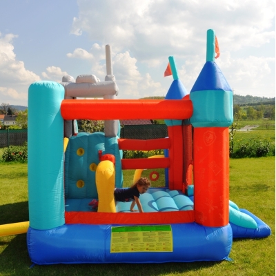 Multifunkční hrací centrum Rytířský hrad 13 v 1 Happy Hop 9021