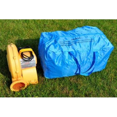 Pětiúhelníkový hrad se skluzavkou