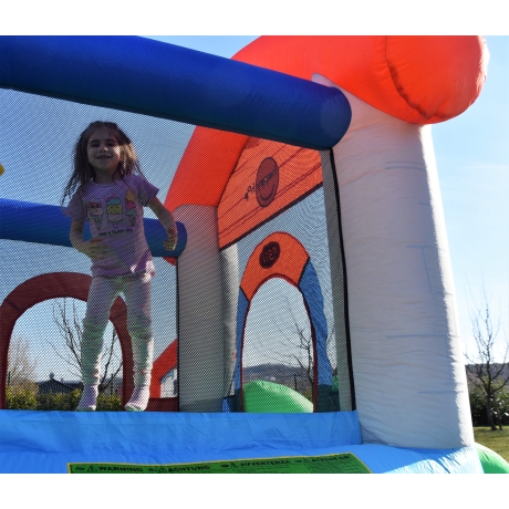 Happy Hop Skákací párty domeček , skákací hrad se skluzavkou a míčky