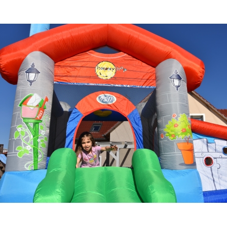 Happy Hop Skákací párty domeček , skákací hrad se skluzavkou a míčky