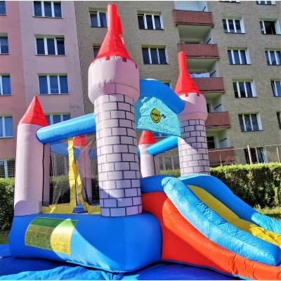 Pětiúhelníkový hrad se skluzavkou happy hop 9018N