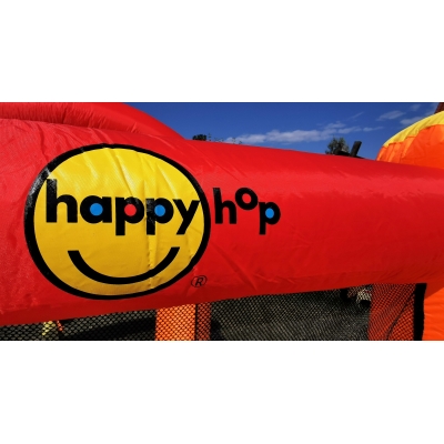 Pestrý Happy Hop skákací hrad se skluzavkou