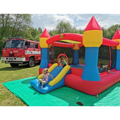 Hrad Klasik XXL se sluneční clonou