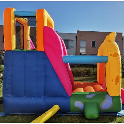 Happy Hop 9065 Super ufon kamarád z galaxie Fantazie, skákací hrad Happy Hop Imaginary Friends 9065