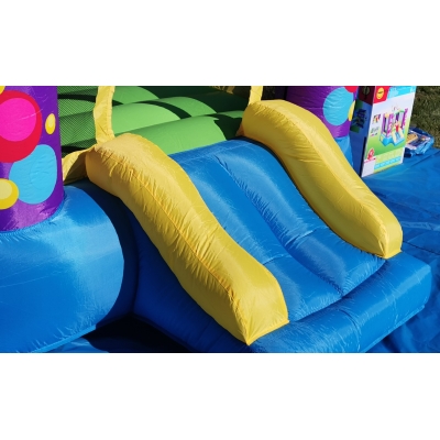 Happy Hop Skákací hrad barevné bublinky se skluzavkou 9201B