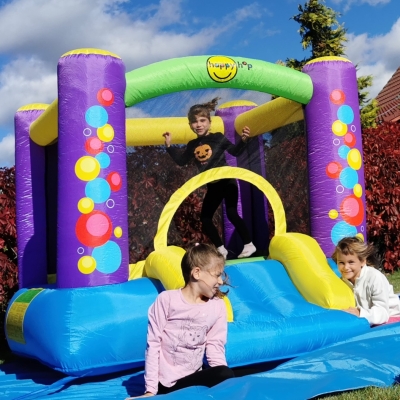 Happy Hop Skákací hrad barevné bublinky se skluzavkou 9201B