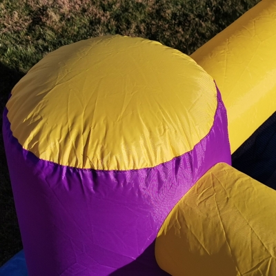 Happy Hop Skákací hrad barevné bublinky se skluzavkou 9201B